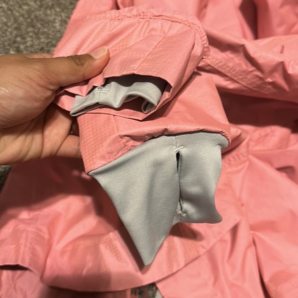 Avalanche Rain Coat - Picture 5 of 5